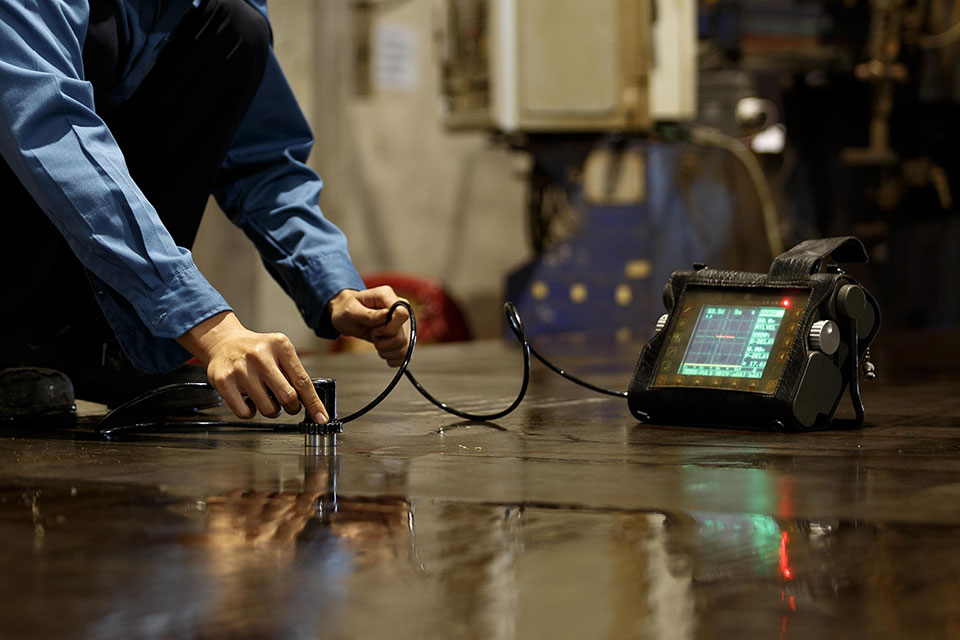 frequency mismatch issues in ultrasonic inspection